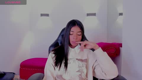 Natasha  online show from February 14, 2025, 11:42 pm