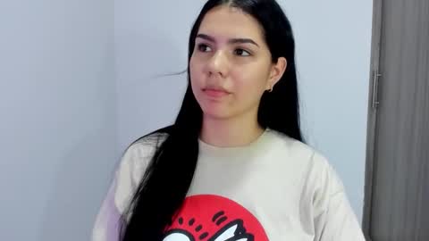 Natalia online show from October 10, 2025, 8:30 pm