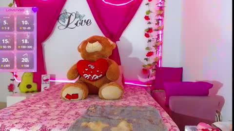 Snapshot of natashakissess chatting on January 9, 2025, 3:44 pm NatashaKissess online show from January 9, 2025, 3:44 pm