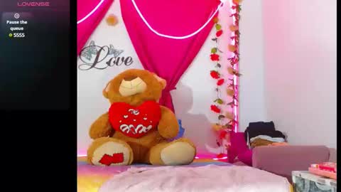 Snapshot of natashakissess chatting on February 20, 2025, 4:03 pm NatashaKissess online show from February 20, 2025, 4:03 pm