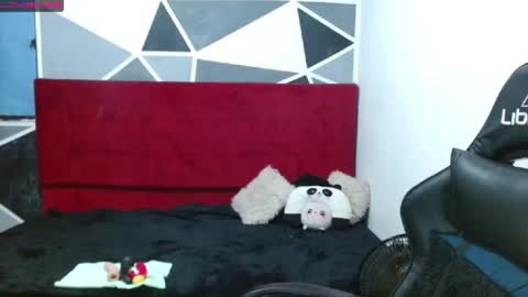 Natasha Smithe  online show from December 3, 2024, 7:55 pm