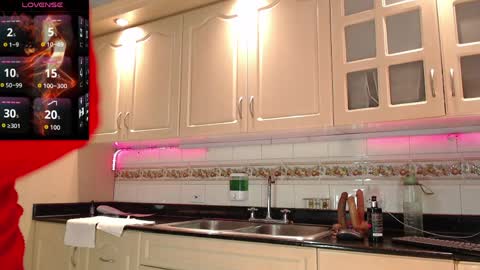 nathalia online show from March 29, 2026, 4:23 am