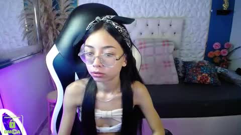 nathaliasweet_1_ online show from February 19, 2026, 2:02 pm