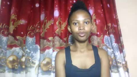 nathalie004 online show from December 2, 2025, 5:57 am