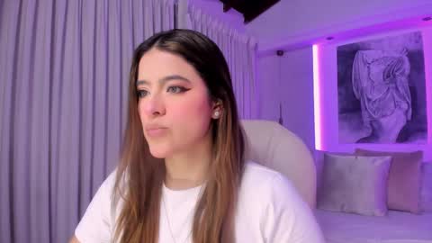 NATHALIE online show from December 17, 2025, 11:05 am