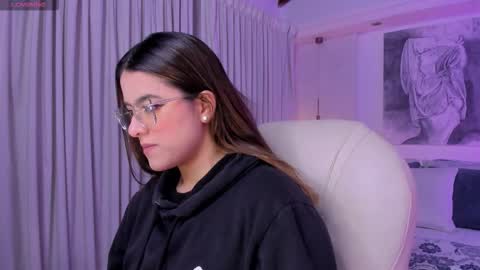 Snapshot of nathalie_rivers chatting on March 9, 2026, 11:03 am NATHALIE online show from March 9, 2026, 11:03 am