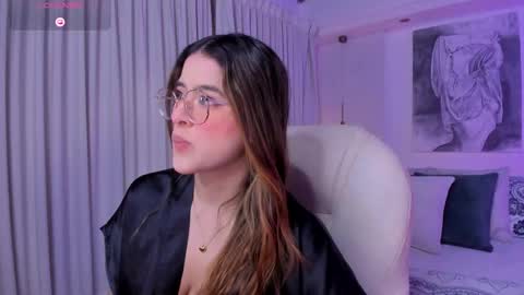 Snapshot of nathalie_rivers chatting on March 18, 2026, 11:24 am NATHALIE online show from March 18, 2026, 11:24 am