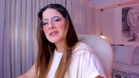 Snapshot of nathalie_rivers chatting on April 10, 2026, 11:15 am NATHALIE online show from April 10, 2026, 11:15 am
