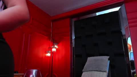 Snapshot of nathalie_rossel chatting on December 30, 2024, 7:00 pm nathalie rossel online show from December 30, 2024, 7:00 pm