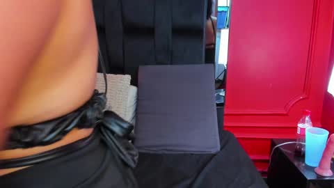 Snapshot of nathalie_rossel chatting on January 14, 2025, 1:15 am nathalie rossel online show from January 14, 2025, 1:15 am