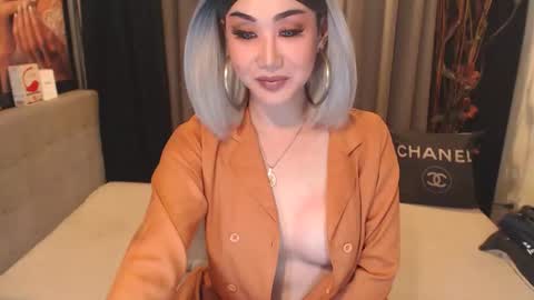 Snapshot of nathaliehuges chatting on March 9, 2026, 4:16 am Goddess Nathalie online show from March 9, 2026, 4:16 am