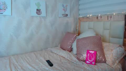 Nathalie Rose online show from May 23, 2026, 9:24 am