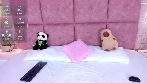 Nathalie Ross online show from February 7, 2026, 12:03 am