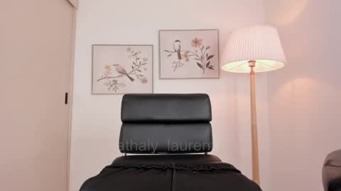 nathaly_laurentt online show from May 21, 2026, 12:34 pm