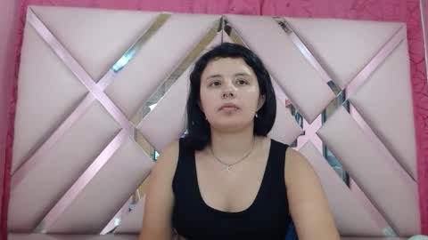 Snapshot of nathaly_low chatting on November 4, 2025, 2:54 am nathaly low online show from November 4, 2025, 2:54 am