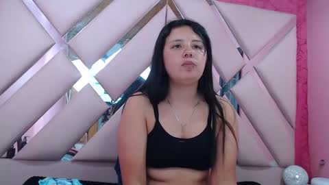 Snapshot of nathaly_sweet23 chatting on September 24, 2025, 3:21 am Nathaly sweet online show from September 24, 2025, 3:21 am