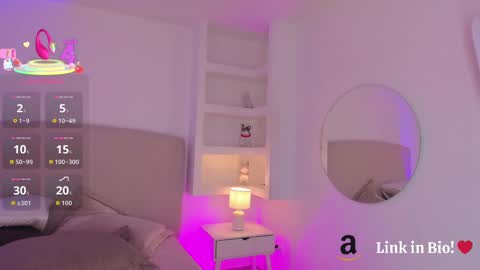 NATHALY  online show from September 25, 2025, 10:41 am