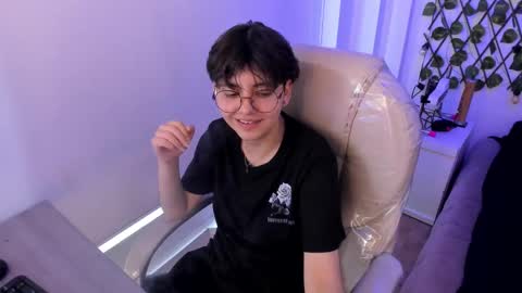 nathalyy_ds online show from September 15, 2025, 8:53 pm