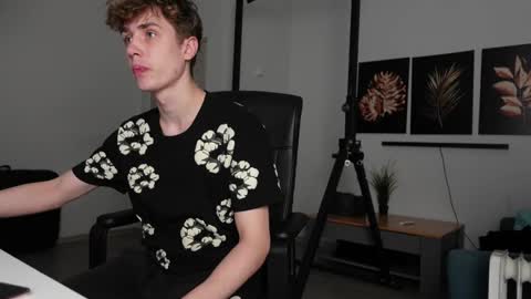 NATHAN RUSU online show from November 9, 2025, 9:13 pm