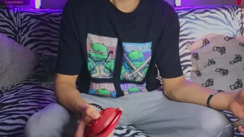 N A T H AN online show from September 21, 2025, 4:19 pm