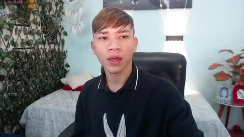 Snapshot of nathanclay chatting on September 11, 2025, 12:38 pm nathanclay online show from September 11, 2025, 12:38 pm