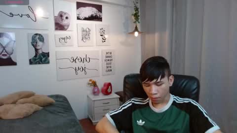 Snapshot of nathanclay chatting on September 27, 2025, 5:01 am nathanclay online show from September 27, 2025, 5:01 am