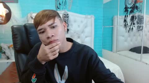 Snapshot of nathanclay chatting on November 2, 2025, 3:31 am nathanclay online show from November 2, 2025, 3:31 am