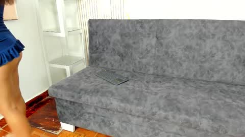 nathasha_ggh online show from October 25, 2025, 5:37 am