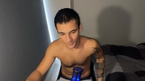 native_boy2 online show from March 15, 2026, 3:23 am