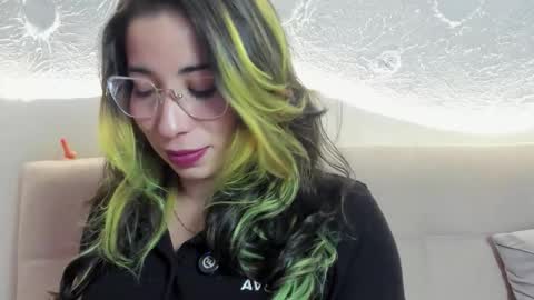 Nat  online show from October 23, 2025, 2:33 am