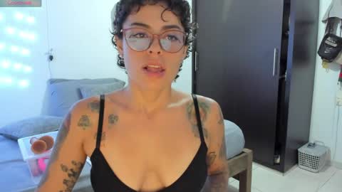 natt_op online show from April 8, 2026, 1:05 am