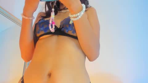 natt_scott online show from September 12, 2025, 4:01 am