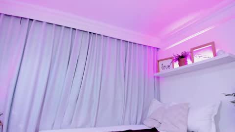 nattashaa online show from October 1, 2025, 7:53 pm