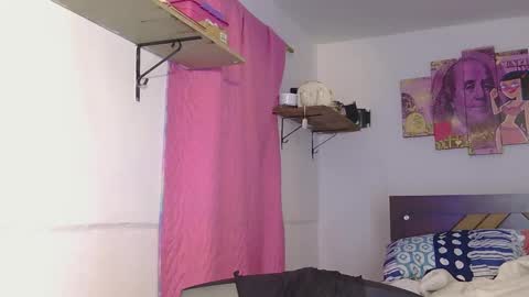 Snapshot of natty_01 chatting on January 4, 2025, 12:59 am natalia online show from January 4, 2025, 12:59 am