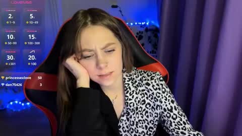 natural_babe666 online show from March 6, 2025, 6:59 pm