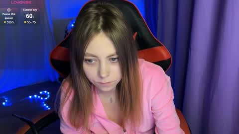 natural_babe666 online show from March 11, 2025, 2:51 pm