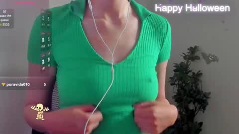 peach online show from October 29, 2025, 6:37 am