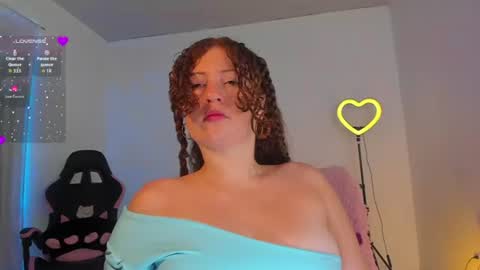 Snapshot of natural_ginger5 chatting on July 7, 2026, 11:42 pm natural_ginger5 online show from July 7, 2026, 11:42 pm