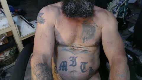 Snapshot of naturenaked chatting on October 14, 2025, 11:44 am NatureNaked online show from October 14, 2025, 11:44 am