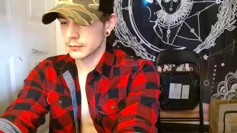 Snapshot of naturesbest951 chatting on March 11, 2025, 7:25 pm NATURESBEST online show from March 11, 2025, 7:25 pm