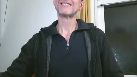 Snapshot of naturista25 chatting on October 19, 2025, 5:35 pm naturista25 online show from October 19, 2025, 5:35 pm