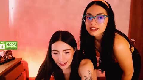 Natalia  Valeria online show from December 15, 2024, 1:11 pm
