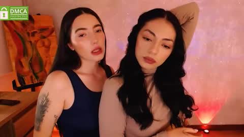 Natalia  Valeria online show from October 15, 2025, 10:26 am