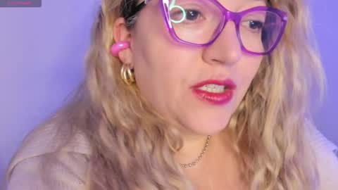 Nataly online show from March 6, 2026, 7:32 pm