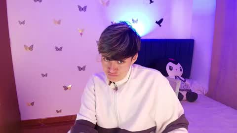 Snapshot of naty_lux19 chatting on November 18, 2025, 12:20 pm Fernanda online show from November 18, 2025, 12:20 pm