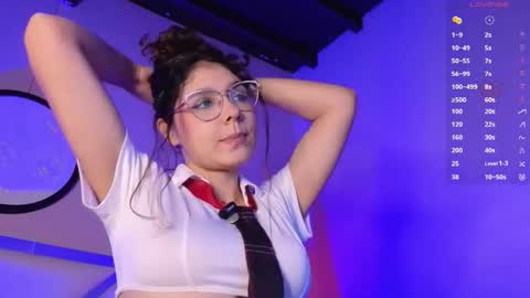 Naty Saenz online show from September 18, 2025, 10:06 am