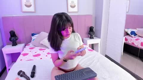 natybliss online show from May 16, 2026, 5:26 am