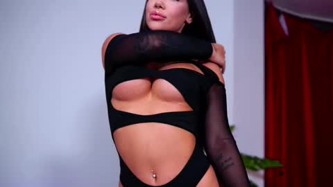 Naty online show from September 23, 2025, 7:44 am