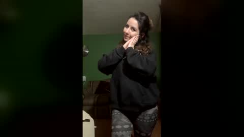 Snapshot of natymia chatting on January 19, 2026, 10:19 am Natymia online show from January 19, 2026, 10:19 am