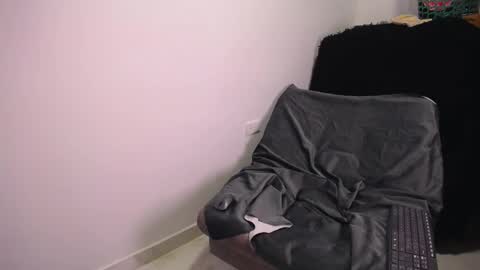      online show from March 8, 2025, 12:55 am